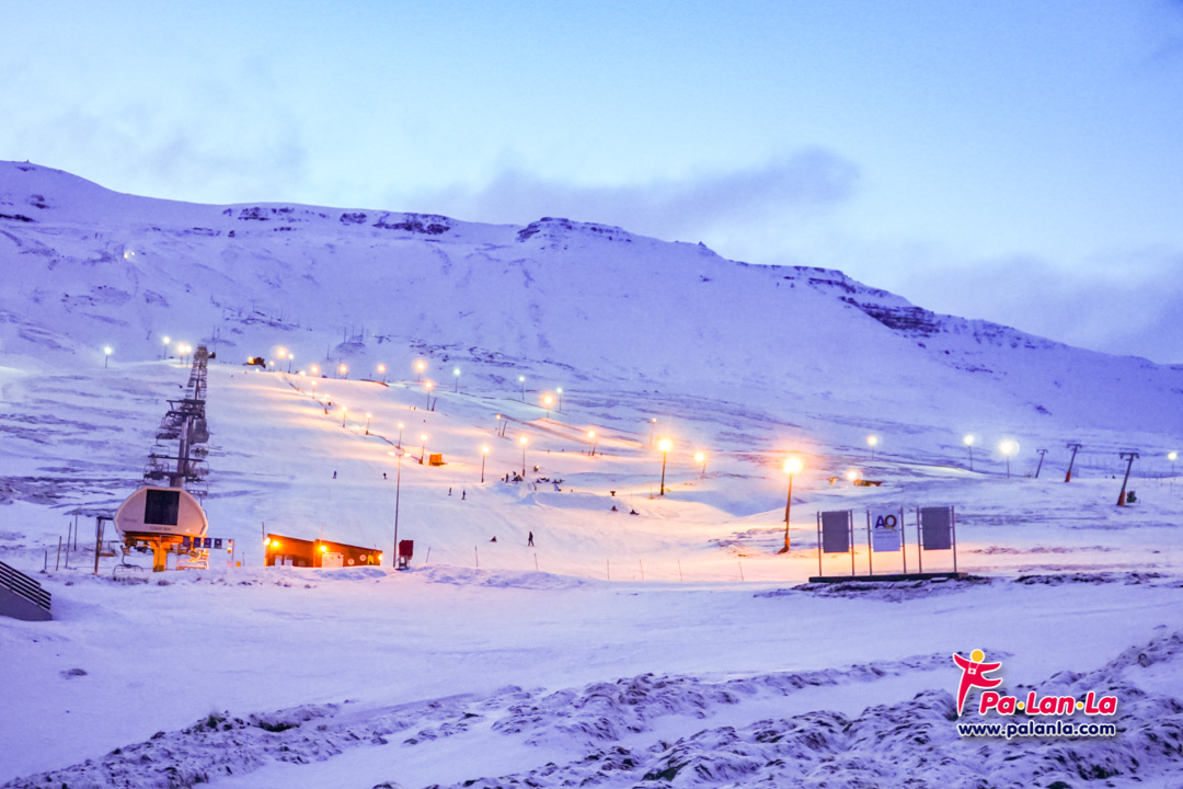 Mt. Hlidarfjall ลานสกี