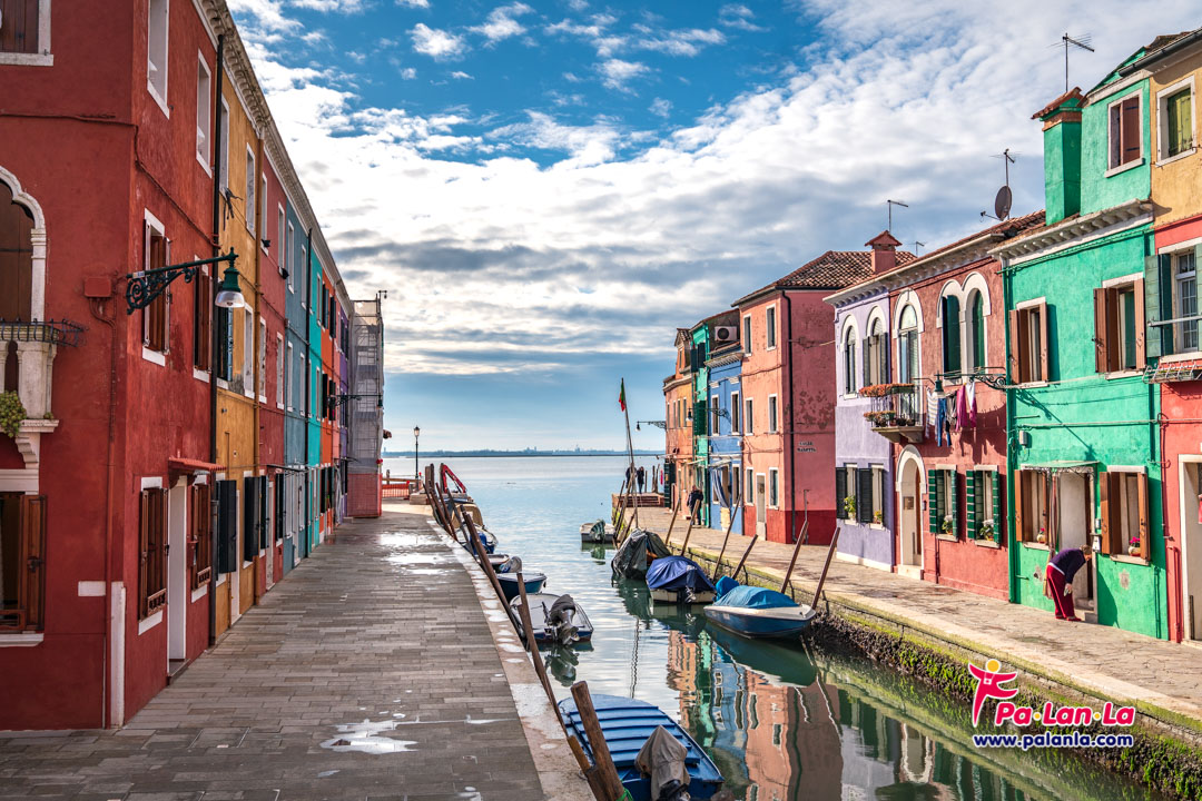 เกาะบูราโน่ เมืองเวนิส ประเทศอิตาลี