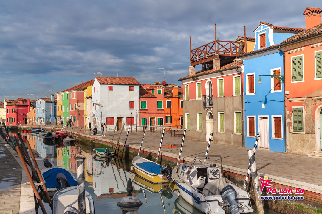 เกาะบูราโน่ เมืองเวนิส ประเทศอิตาลี