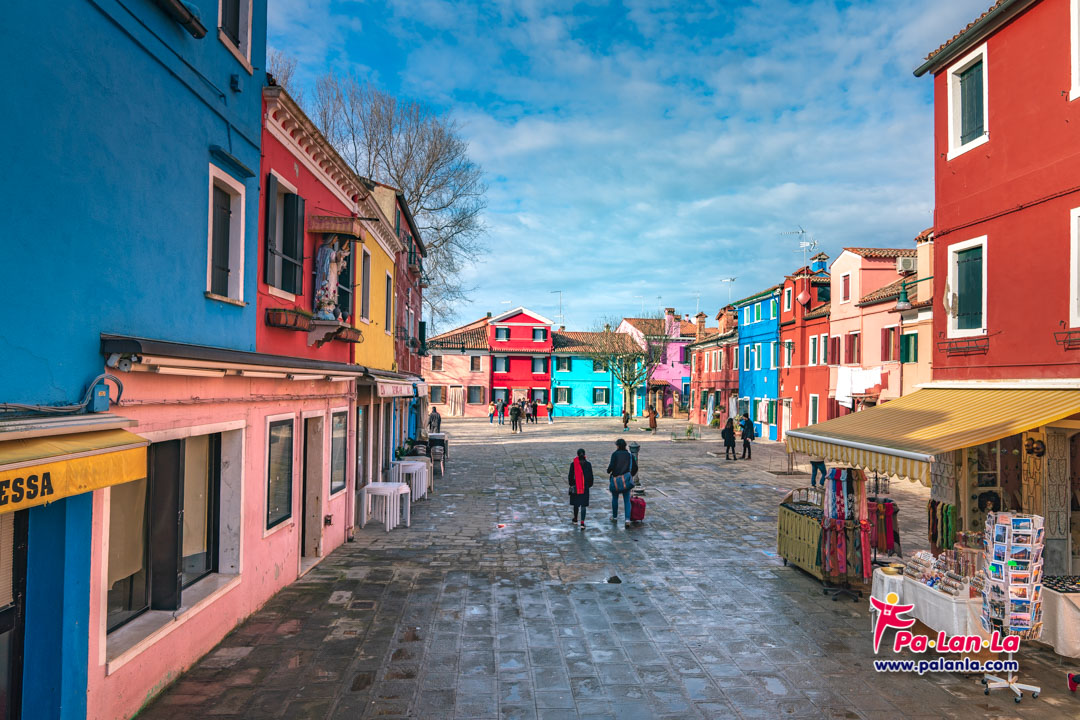 เกาะบูราโน่ เมืองเวนิส ประเทศอิตาลี