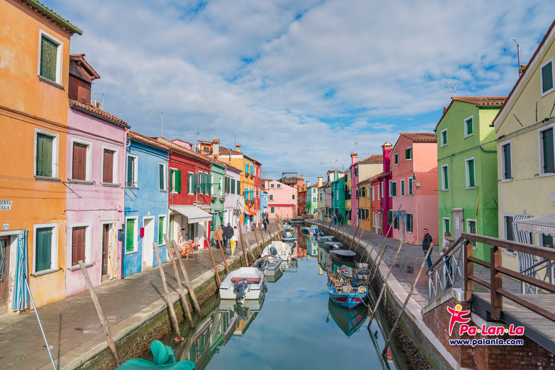 เกาะบูราโน่ เมืองเวนิส ประเทศอิตาลี