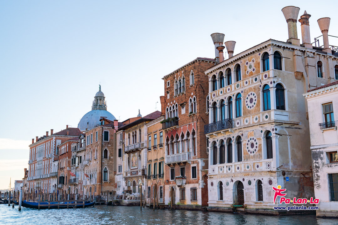 คลองแกรนด์คาแนล เมืองเวนิส ประเทศอิตาลี