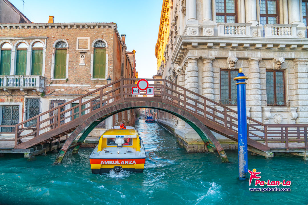 คลองแกรนด์คาแนล เมืองเวนิส ประเทศอิตาลี