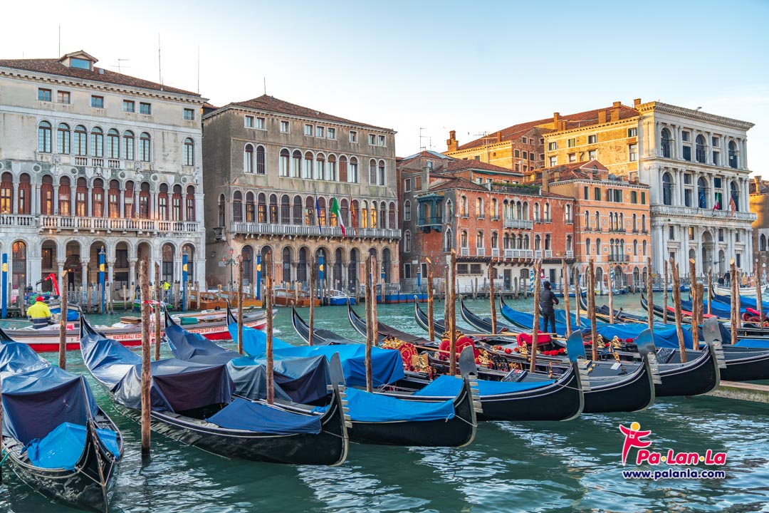 คลองแกรนด์คาแนล เมืองเวนิส ประเทศอิตาลี