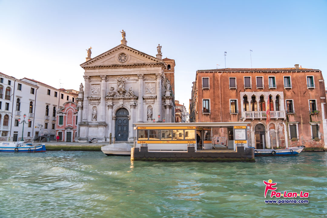 คลองแกรนด์คาแนล เมืองเวนิส ประเทศอิตาลี