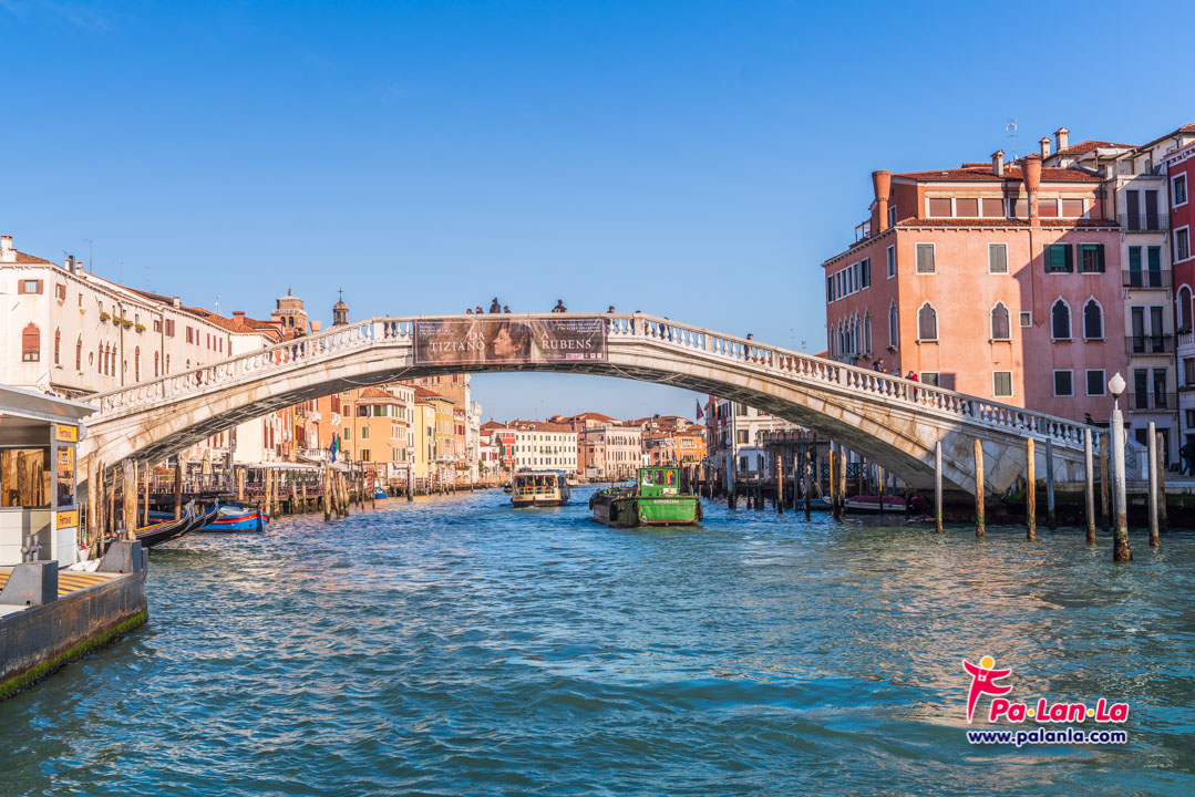 คลองแกรนด์คาแนล เมืองเวนิส ประเทศอิตาลี