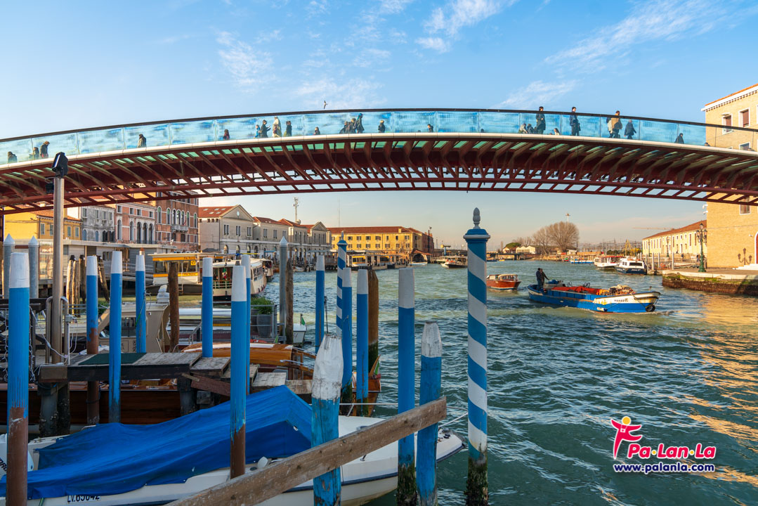 คลองแกรนด์คาแนล เมืองเวนิส ประเทศอิตาลี