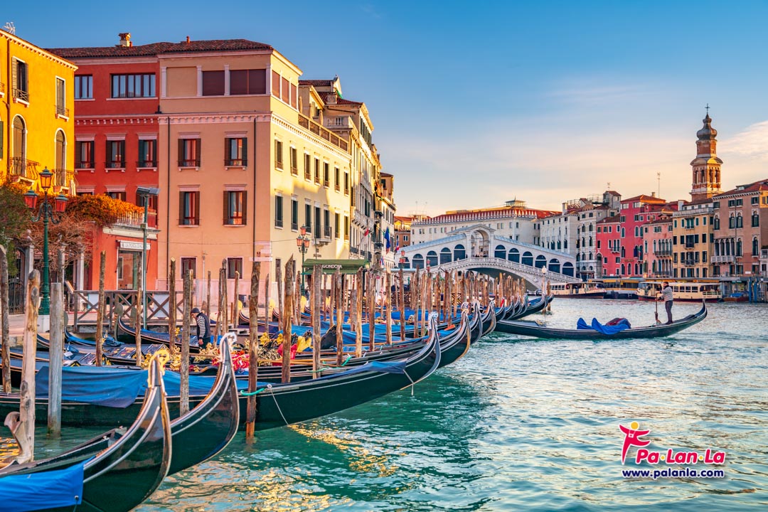 คลองแกรนด์คาแนล เมืองเวนิส ประเทศอิตาลี