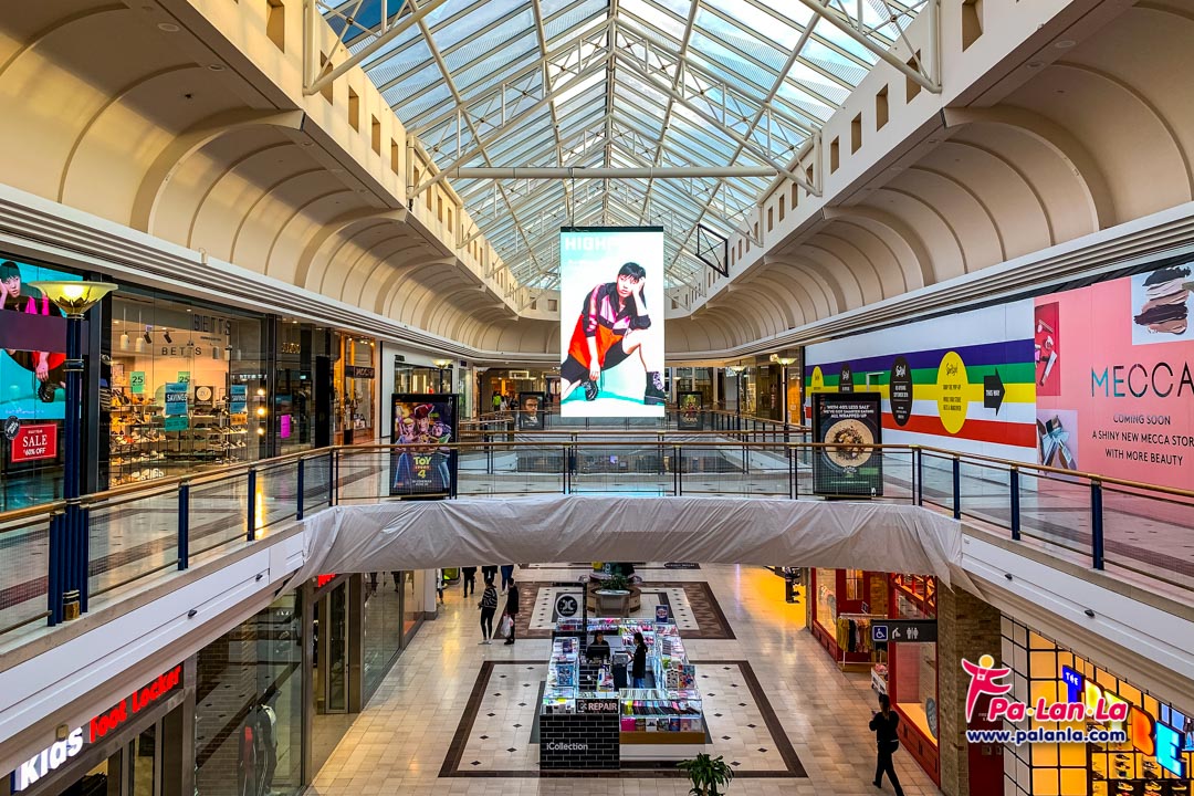 High Point Shopping Centre, Melbourne, Australia