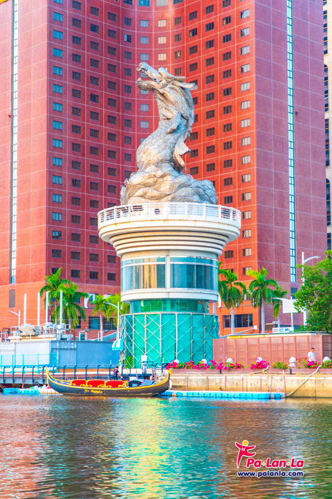 Kaohsiung Love River