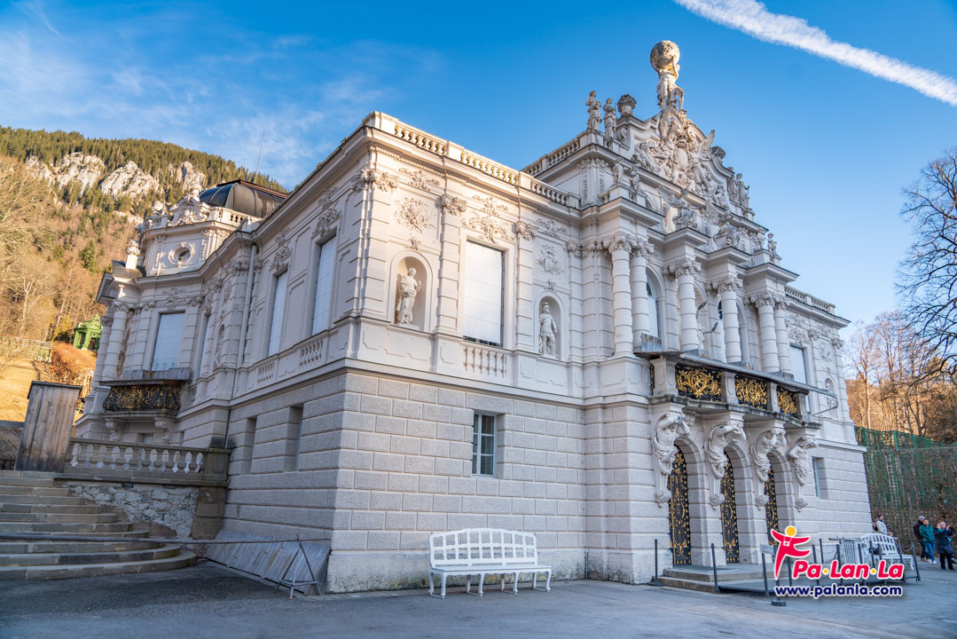 พระราชวังลินเดอร์ฮอฟและสวนลินเดอร์ฮอฟ เมืองมิวนิค ประเทศเยอรมนี