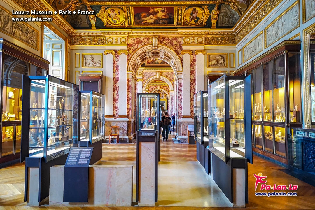 Louvre Museum