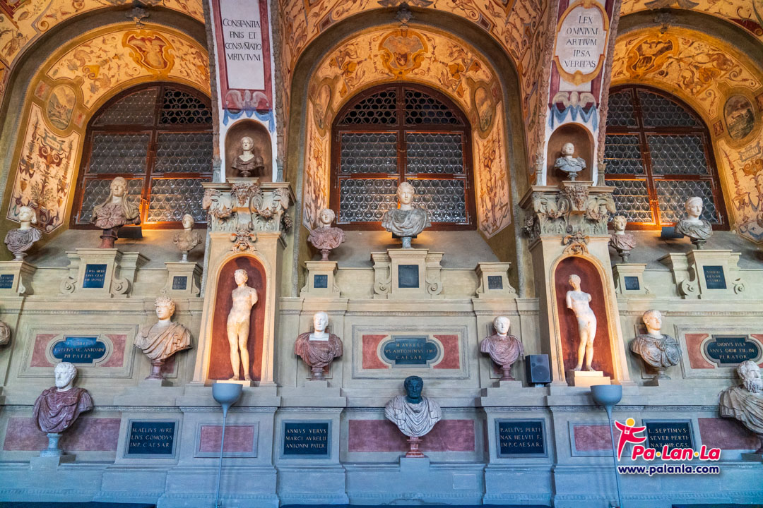 พระราชวังมิวนิคเรสซิเดนซ์ เมืองมิวนิค ประเทศเยอรมนี