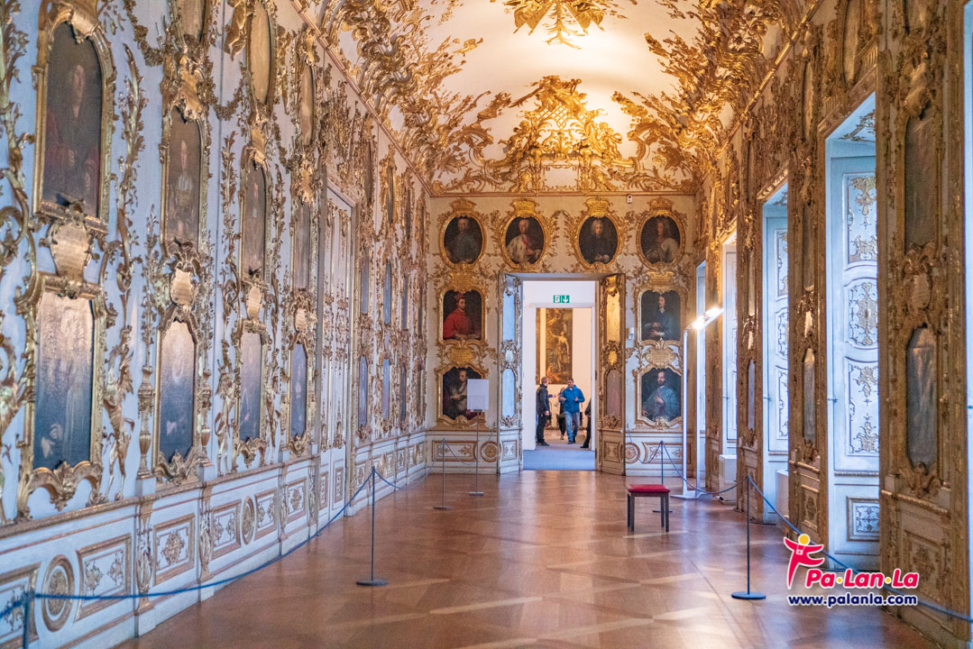 พระราชวังมิวนิคเรสซิเดนซ์ เมืองมิวนิค ประเทศเยอรมนี