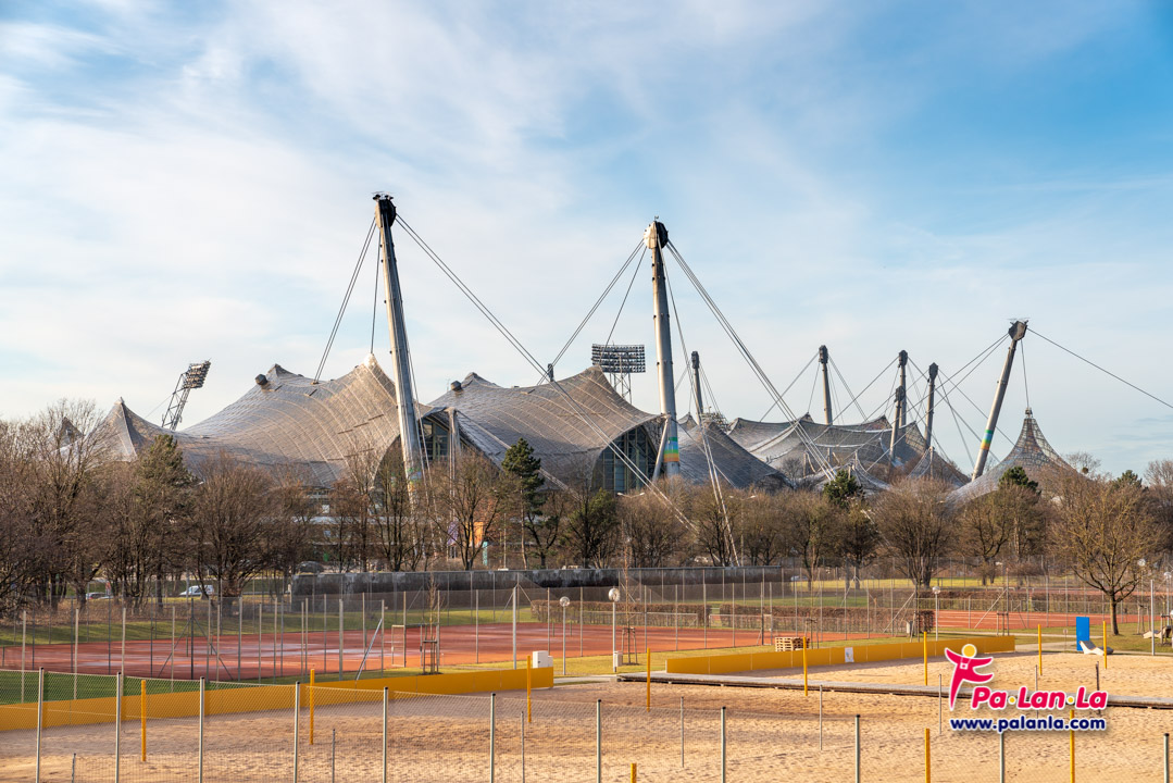 โอลิมเปียปาร์ค เมืองมิวนิค ประเทศเยอรมนี