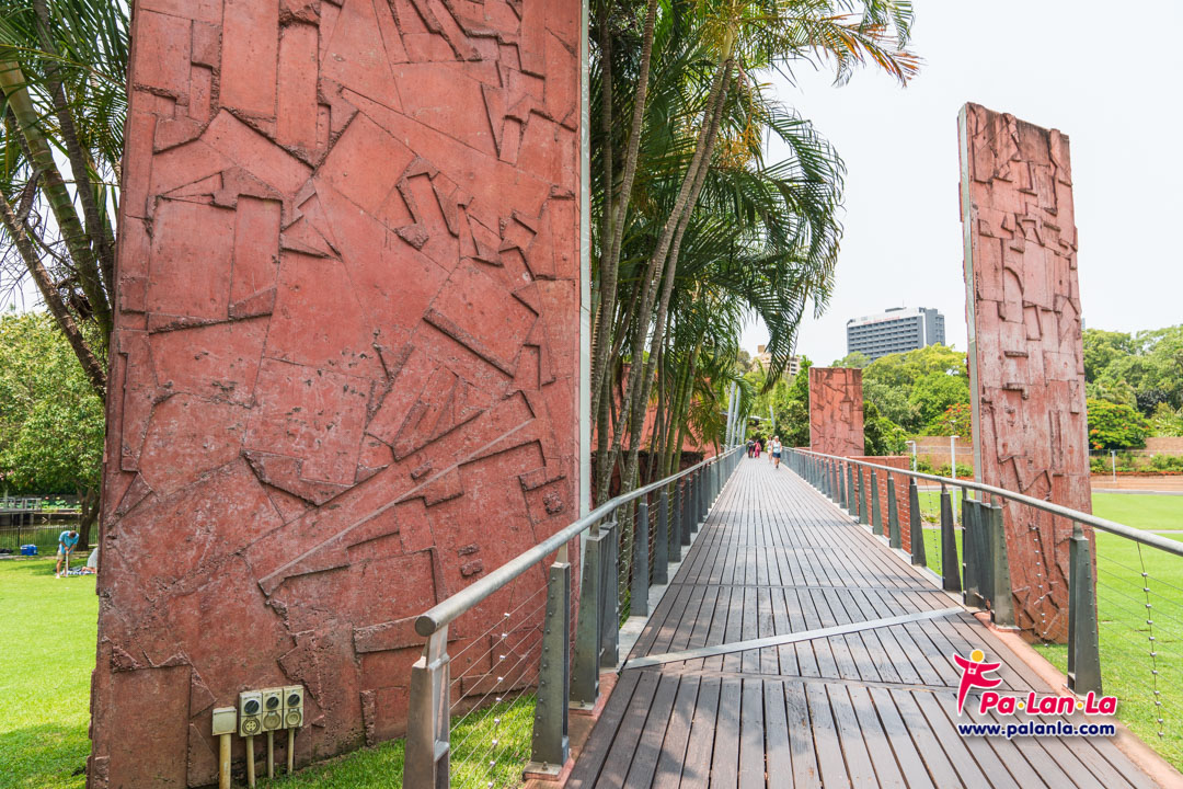 Roma Street Parkland, Brisbane, Australia