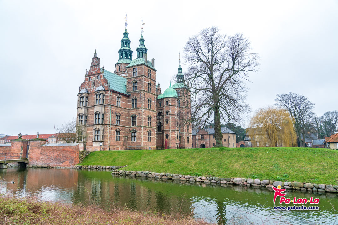 ปราสาทโรเซนเบิร์ก เมืองโคเปนเฮเกน ประเทศเดนมาร์ก