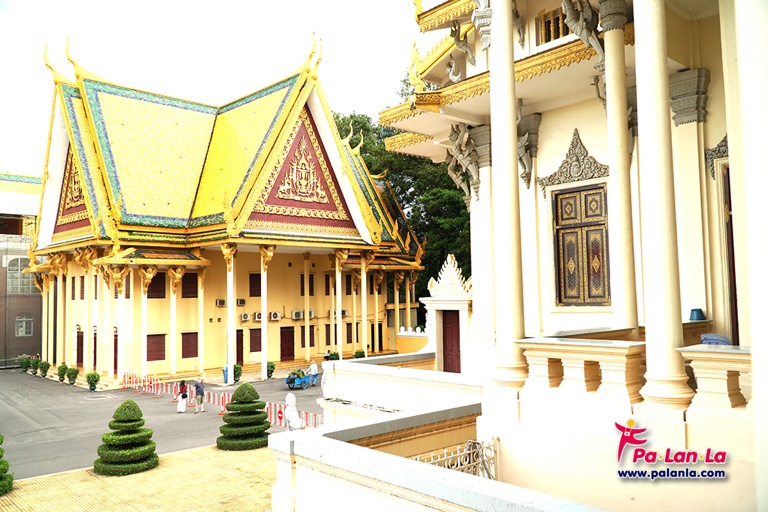 พระตำหนักจันทร์