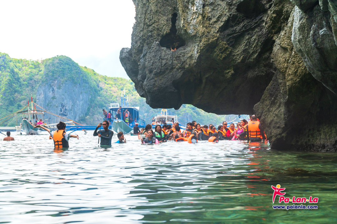 ทะเลสาบลับ เมืองเอลนิโด้