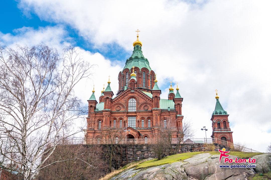 อาสนวิหารอุสเพนสเก้ เมืองเฮลซิงกิ ประเทศฟินแลนด์