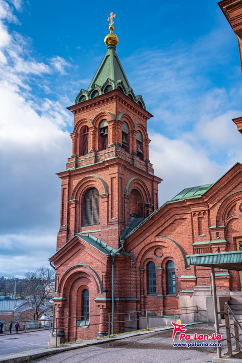 อาสนวิหารอุสเพนสเก้ เมืองเฮลซิงกิ ประเทศฟินแลนด์