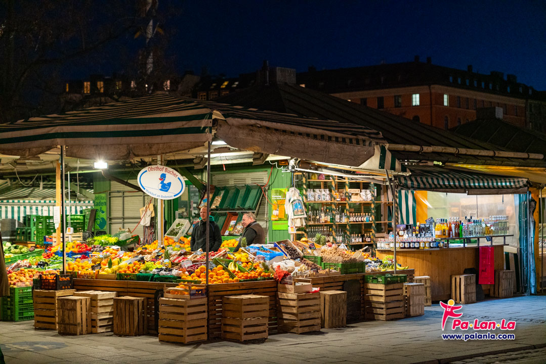 ตลาดวิคทัวเลียน เมืองมิวนิค ประเทศเยอรมนี