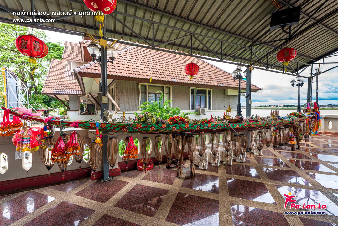 Chao Mae Song Nang Shrine