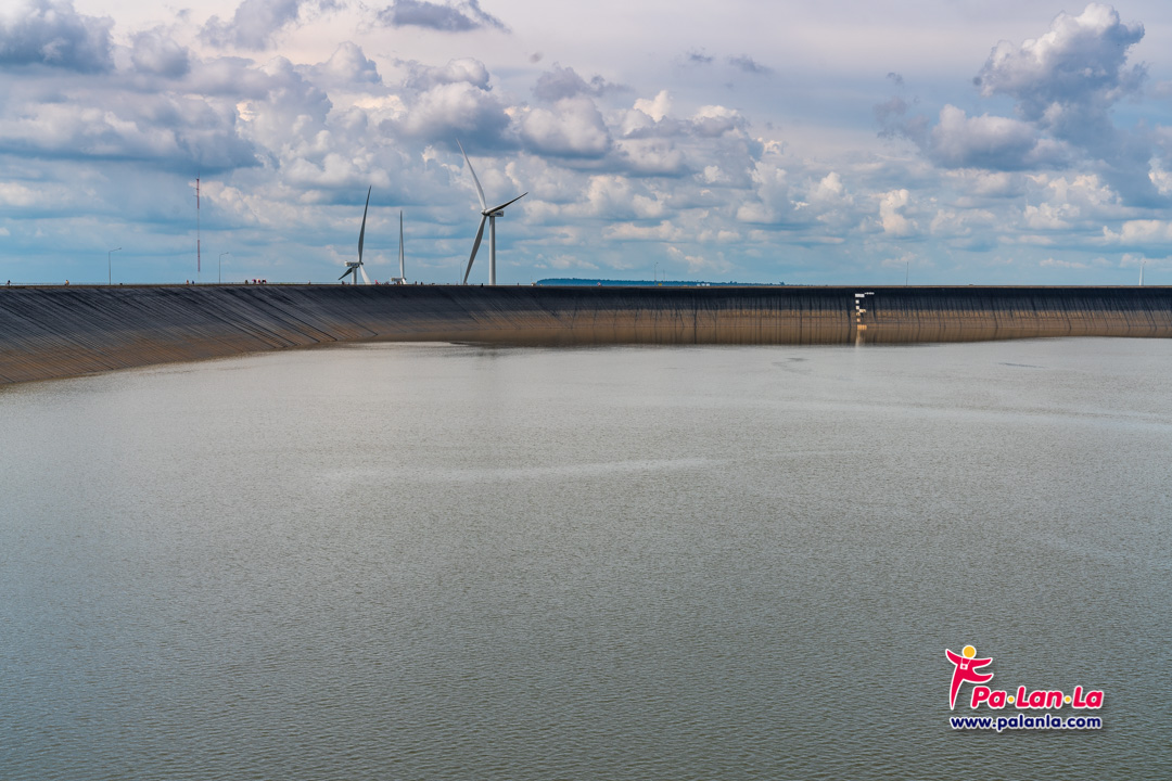Khao Yai Thieng Electric Wind Turbine