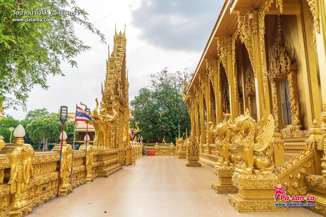 Wat Paknam Jolo