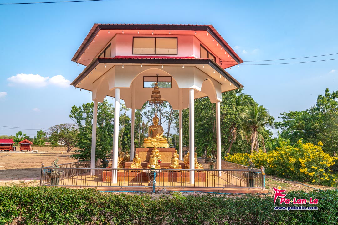 Wat Putthai Sawan
